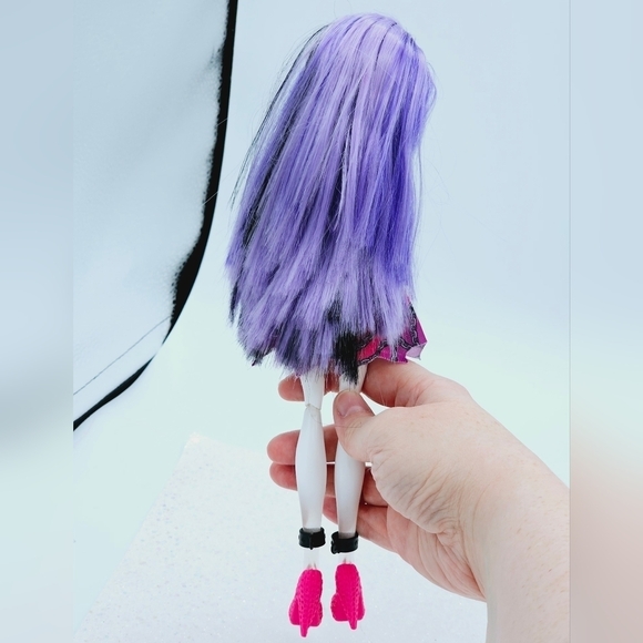Monster High Spectra Vondergeist Ghoul Spirit Doll - Picture 5 of 8